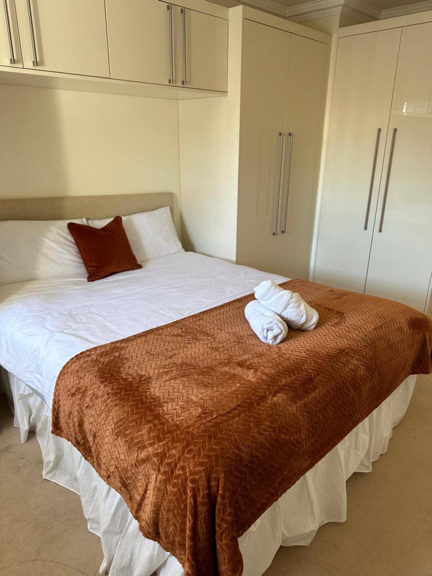Lx Russell Square Apartments Лондон Екстериор снимка